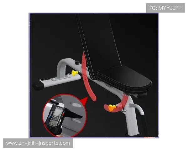 推举健身器材正确使用方式及常见错误姿势纠正 推举健身器材正确使用方式及常见错误姿势纠正